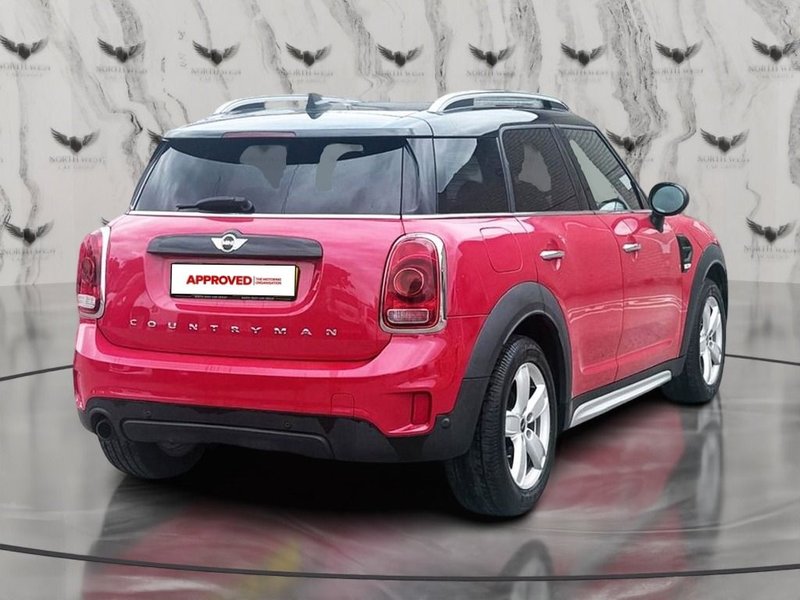 2017 MINI Countryman in red — photo 9 of 26