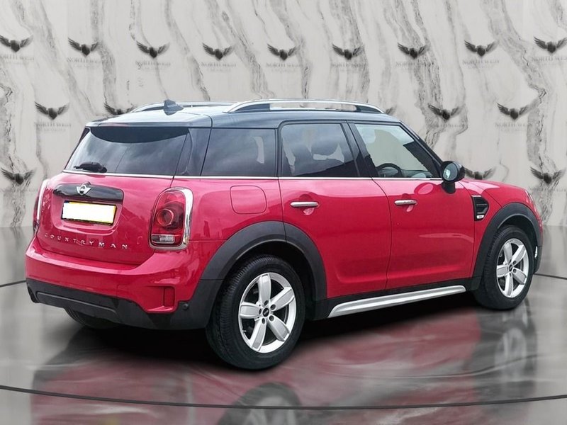 2017 MINI Countryman in red — photo 10 of 26