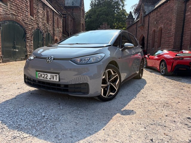 View our VOLKSWAGEN ID.3