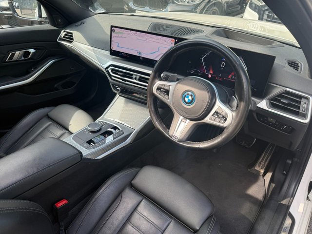 View our BMW 3 SERIES