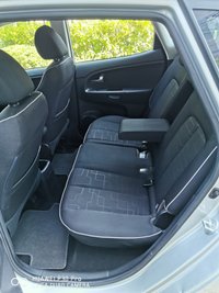 USED 2015 15 KIA VENGA 1.6 2 MPV 5dr Petrol Auto Euro 5 (123 bhp) 