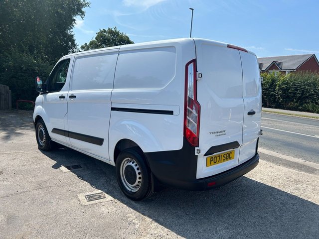 View our FORD TRANSIT CUSTOM