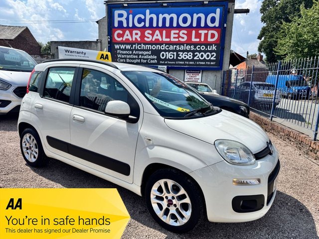View our Fiat Panda 1.2 Lounge Hatchback 5dr Petrol Manual Euro 5 (69 bhp)