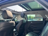 USED 2018 68 HYUNDAI TUCSON 1.6 T-GDi Premium SE SUV 5dr Petrol DCT Euro 6 (s/s) (177 ps) AUTO -- LEATHER -- SUNROOF -- NAV -- CAMERA -- HEATED/COOLED SEATS