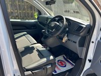 USED 2021 21 VAUXHALL VIVARO 2.0 Turbo D 3100 Dynamic Panel Van 6dr Diesel Manual L1 H1 Euro 6 (s/s) (120 ps) 