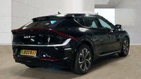 USED 2022 22 KIA EV6 77.4kWh Air Hatchback 5dr Electric Auto (225 bhp) SAT-NAV + HEATED SEATS + REAR CAMERA