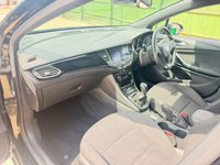 USED 2017 17 VAUXHALL ASTRA 1.4i Turbo SRi Nav Euro 6 5dr GREAT VALUE NEW MOT SERVICE