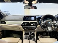 USED 2017 67 BMW 5 SERIES 2.0 530e 9.2kWh M Sport Saloon 4dr Petrol Plug-in Hybrid Auto Euro 6 (s/s) (252 ps) 