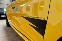 USED 2017 67 RENAULT CLIO 1.6 TCe Renaultsport Nav Trophy Hatchback 5dr Petrol EDC Euro 6 (s/s) (220 ps) Akrapovic Exhaust Rear Camera