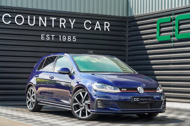 View our VOLKSWAGEN GOLF