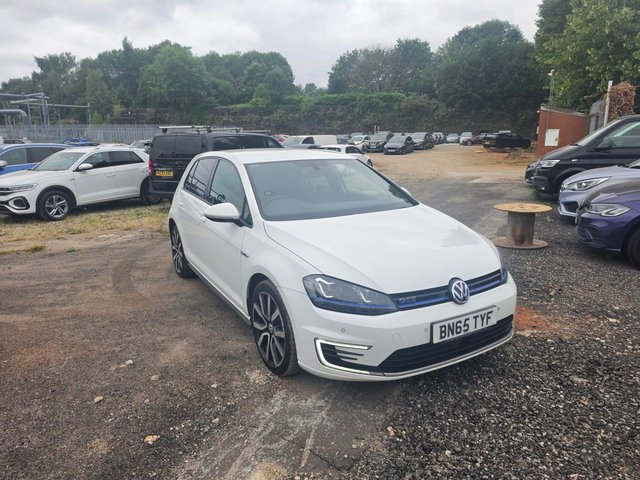 View our VOLKSWAGEN GOLF