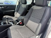 USED 2017 NISSAN QASHQAI 1.2 DIG-T N-Connecta SUV 5dr Petrol Manual 2WD Euro 6 (s/s) (115 ps) ***FULL SERVICE HISTORY - PAN ROOF - SATNAV - REVERSE CAM***
