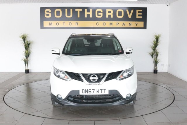View our NISSAN QASHQAI
