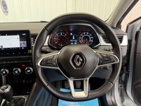 USED 2020 20 RENAULT CAPTUR 1.5 Blue dCi Iconic SUV 5dr Diesel Manual  