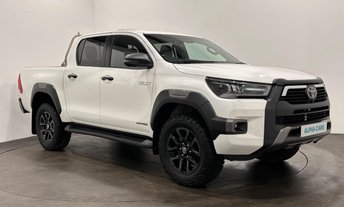2024 TOYOTA HILUX 2.8 D-4D Invincible X Pickup Double Cab 4dr Diesel Auto 4WD Euro 6 (s/s) (204 ps) £30995.00