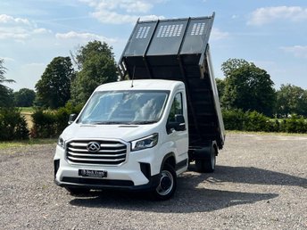 View our MAXUS DELIVER 9