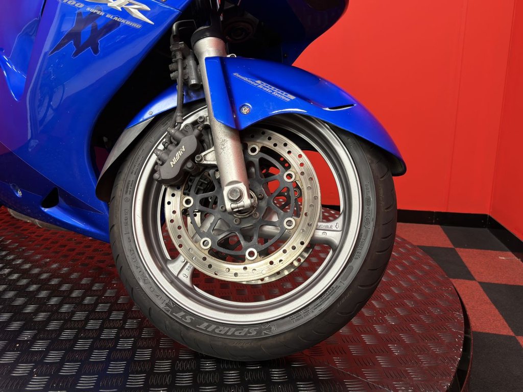 USED 2005 55 HONDA CBR1100XX SUPER BLACKBIRD TRADE BIKES AT TRADE PRICES STUNNING CONDITION
