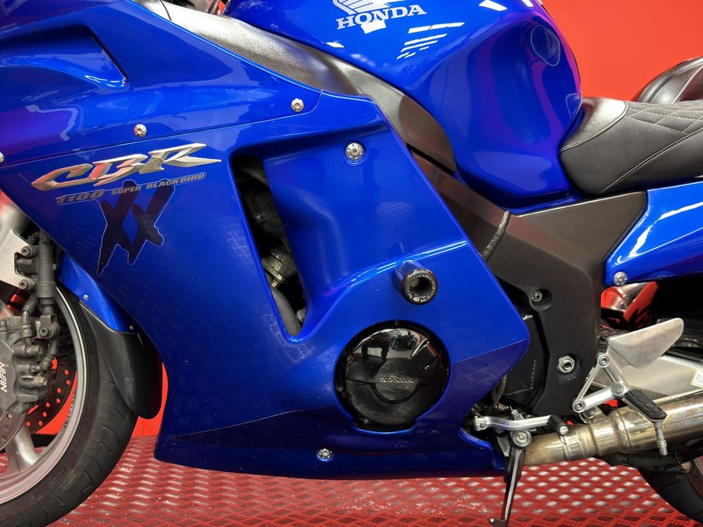 USED 2005 55 HONDA CBR1100XX SUPER BLACKBIRD TRADE BIKES AT TRADE PRICES STUNNING CONDITION