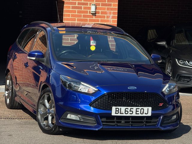View our FORD FOCUS
