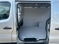 USED 2015 65 RENAULT TRAFIC 1.6 dCi ENERGY 27 Sport Panel Van 5dr Diesel Manual SWB Standard Roof Euro 5 (s/s) (120 ps NO VAT JUST 48K FSH (7 SERVICES) !!!!!) SAT NAV CRUISE A/C ETC !!!!