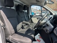 USED 2015 65 RENAULT TRAFIC 1.6 dCi ENERGY 27 Sport Panel Van 5dr Diesel Manual SWB Standard Roof Euro 5 (s/s) (120 ps NO VAT JUST 48K FSH (7 SERVICES) !!!!!) SAT NAV CRUISE A/C ETC !!!!