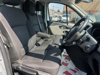 USED 2015 65 RENAULT TRAFIC 1.6 dCi ENERGY 27 Sport Panel Van 5dr Diesel Manual SWB Standard Roof Euro 5 (s/s) (120 ps NO VAT JUST 48K FSH (7 SERVICES) !!!!!) SAT NAV CRUISE A/C ETC !!!!