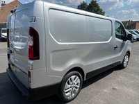 USED 2015 65 RENAULT TRAFIC 1.6 dCi ENERGY 27 Sport Panel Van 5dr Diesel Manual SWB Standard Roof Euro 5 (s/s) (120 ps NO VAT JUST 48K FSH (7 SERVICES) !!!!!) SAT NAV CRUISE A/C ETC !!!!