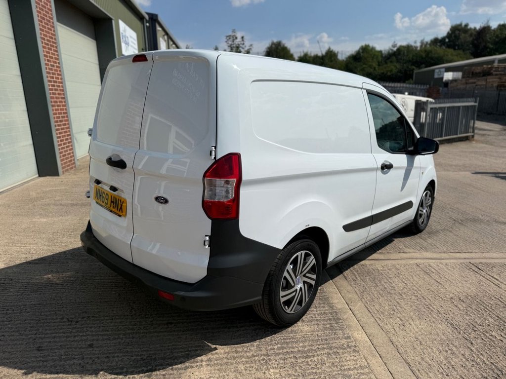 USED 2020 69 FORD TRANSIT COURIER 1.0 EcoBoost Leader Panel Van 4dr Petrol Manual L1 Euro 6 (100 ps) 