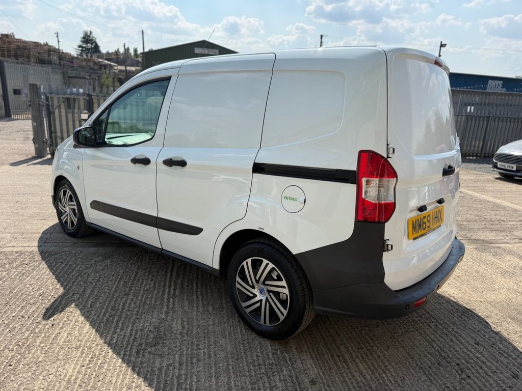 USED 2020 69 FORD TRANSIT COURIER 1.0 EcoBoost Leader Panel Van 4dr Petrol Manual L1 Euro 6 (100 ps) 