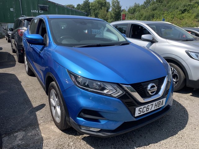 View our NISSAN QASHQAI