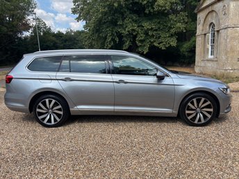 View our VOLKSWAGEN PASSAT