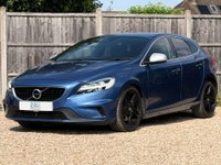 USED 2018 18 VOLVO V40 1.5 V40 R-Design Pro T3 Auto 5dr Full Service History Sat Nav