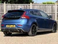USED 2018 18 VOLVO V40 1.5 V40 R-Design Pro T3 Auto 5dr Full Service History Sat Nav