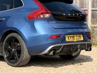 USED 2018 18 VOLVO V40 1.5 V40 R-Design Pro T3 Auto 5dr Full Service History Sat Nav