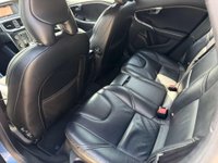 USED 2018 18 VOLVO V40 1.5 V40 R-Design Pro T3 Auto 5dr Full Service History Sat Nav