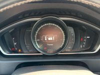 USED 2018 18 VOLVO V40 1.5 V40 R-Design Pro T3 Auto 5dr Full Service History Sat Nav