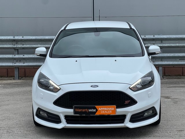 View our FORD FOCUS