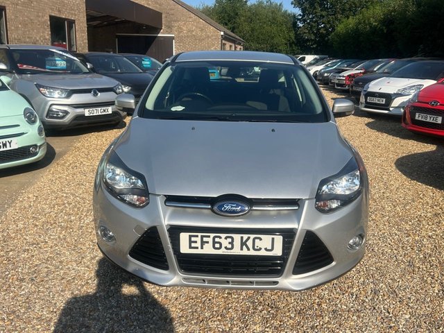 View our FORD FOCUS