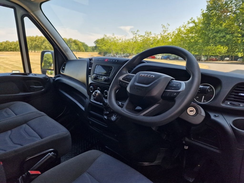 USED 2022 22 IVECO DAILY 2.3D HPI 14V 35S 3520 Panel Van 5dr Diesel Manual MWB H2 Euro 6 (s/s) (136 ps) FINANCE AVAILABLE