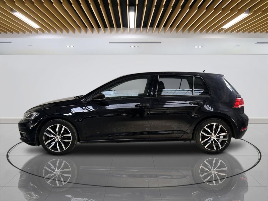 2019 Volkswagen Golf — image 3