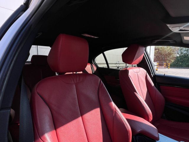 View our BMW 3 SERIES