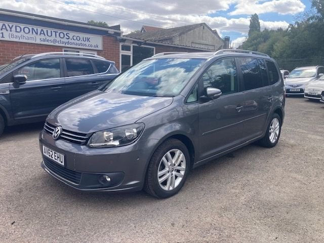 View our VOLKSWAGEN TOURAN