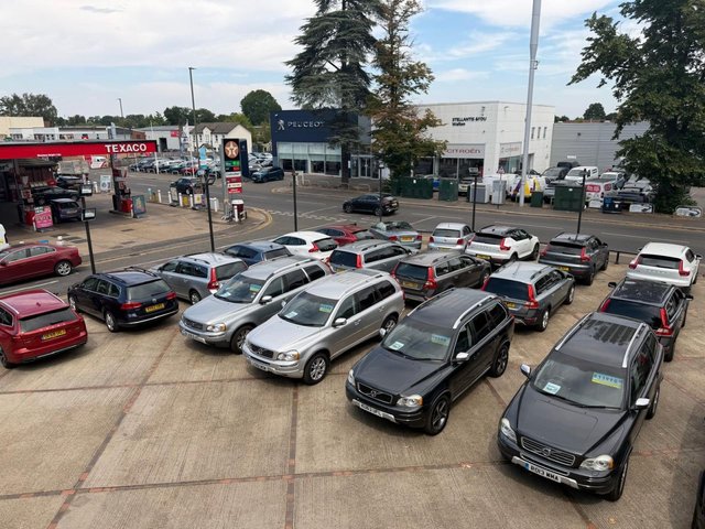 View our VOLVO XC90
