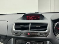 USED 2016 16 VAUXHALL MOKKA 1.6 CDTi ecoFLEX SE SUV 5dr Diesel Manual 2WD Euro 6 (s/s) (110 ps) Finished In Boracay Blue, This Mokka Comes With 2 Keys, Heated Front Seats, Multi-Function Three-Spoke Leather Steering Wheel, Service History, 12 Months MOT, 3 Months Warranty. Finance And Extended Warranty Available.