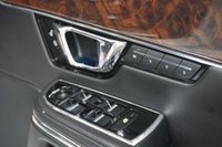 USED 2014 14 JAGUAR XJ 3.0d V6 Premium Luxury Saloon 4dr Diesel Auto Euro 5 (s/s) (LWB) (275 ps) HEATED REAR SEATS! JUST SERVICED!