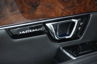 USED 2014 14 JAGUAR XJ 3.0d V6 Premium Luxury Saloon 4dr Diesel Auto Euro 5 (s/s) (LWB) (275 ps) HEATED REAR SEATS! JUST SERVICED!