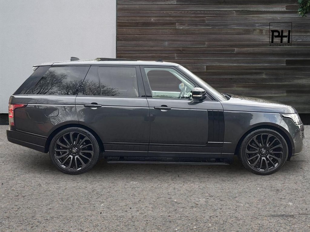 USED 2017 67 LAND ROVER RANGE ROVER 4.4 SD V8 Autobiography SUV 5dr Diesel Auto 4WD Euro 6 (s/s) (339 ps) REAR SCREENS|HUD|WOOD S WHEEL