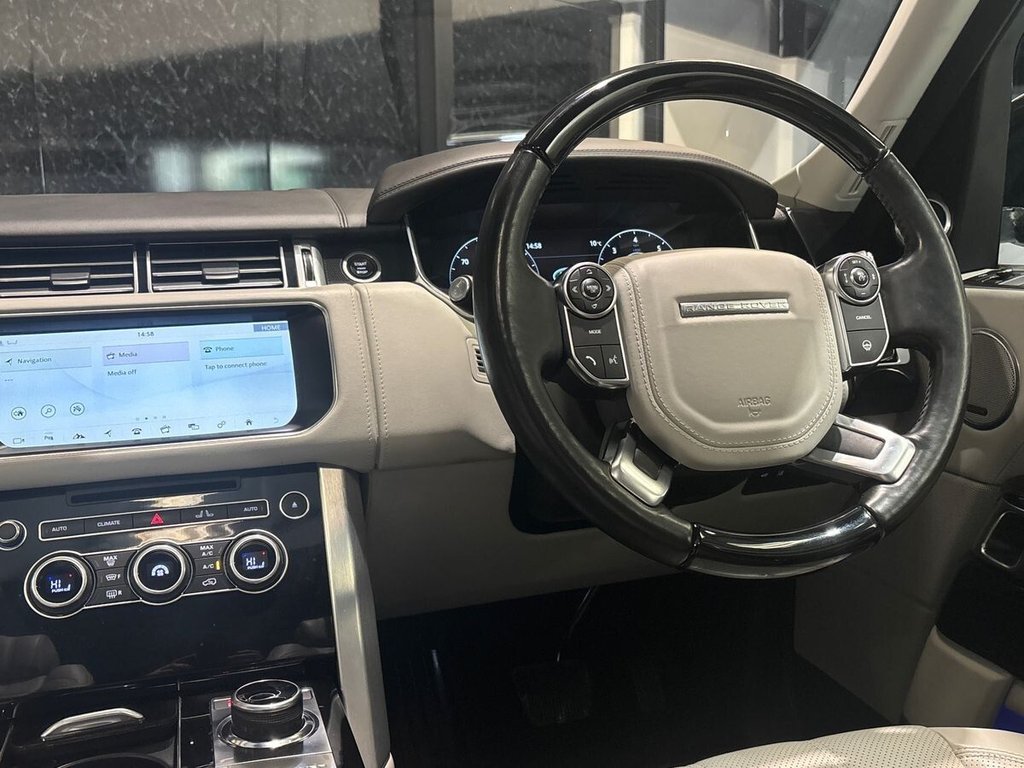 USED 2017 67 LAND ROVER RANGE ROVER 4.4 SD V8 Autobiography SUV 5dr Diesel Auto 4WD Euro 6 (s/s) (339 ps) REAR SCREENS|HUD|WOOD S WHEEL