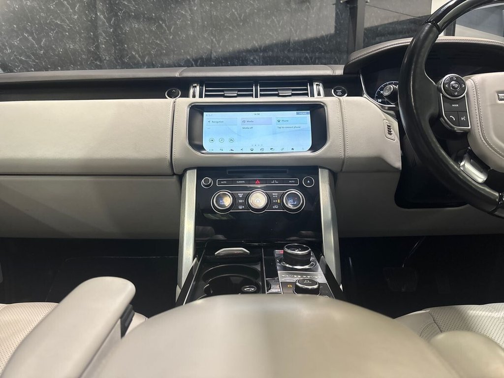 USED 2017 67 LAND ROVER RANGE ROVER 4.4 SD V8 Autobiography SUV 5dr Diesel Auto 4WD Euro 6 (s/s) (339 ps) REAR SCREENS|HUD|WOOD S WHEEL