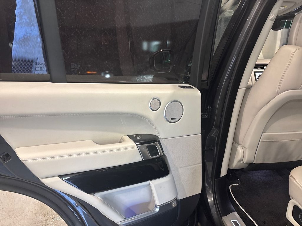 USED 2017 67 LAND ROVER RANGE ROVER 4.4 SD V8 Autobiography SUV 5dr Diesel Auto 4WD Euro 6 (s/s) (339 ps) REAR SCREENS|HUD|WOOD S WHEEL